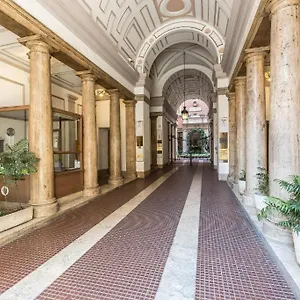 Magnifico Italy