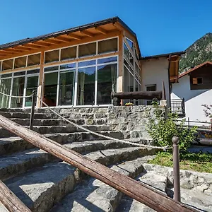  Hostel - Bormio - Livigno - Santa Caterina - Stelvio Italië